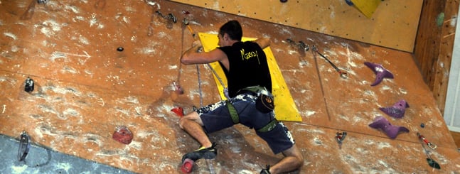 Climbing-wall-banner47 Chamonix Sports Centres