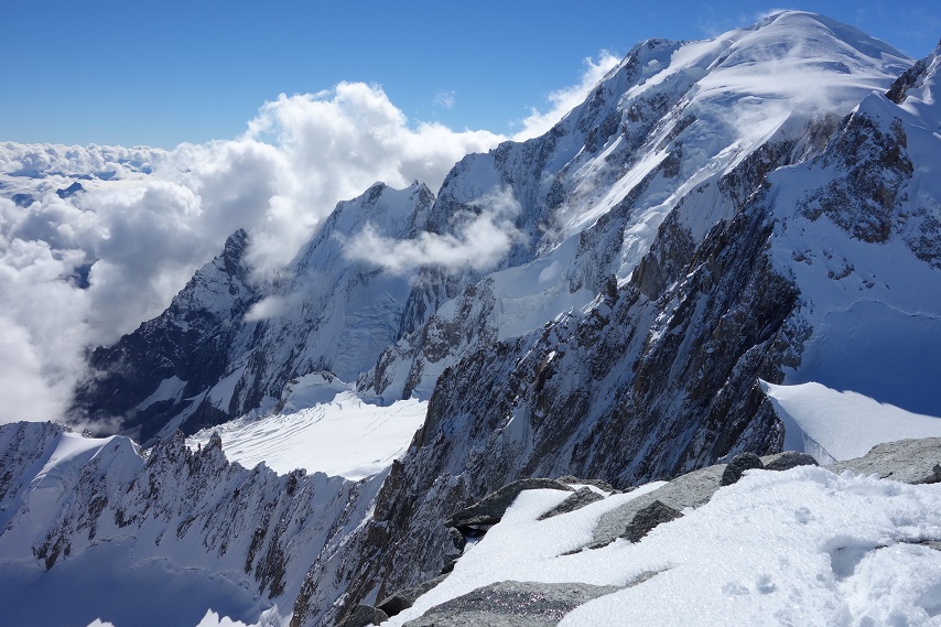 photo-credit-uphill-athlete-3-854x569 mountaineering training Chamonix