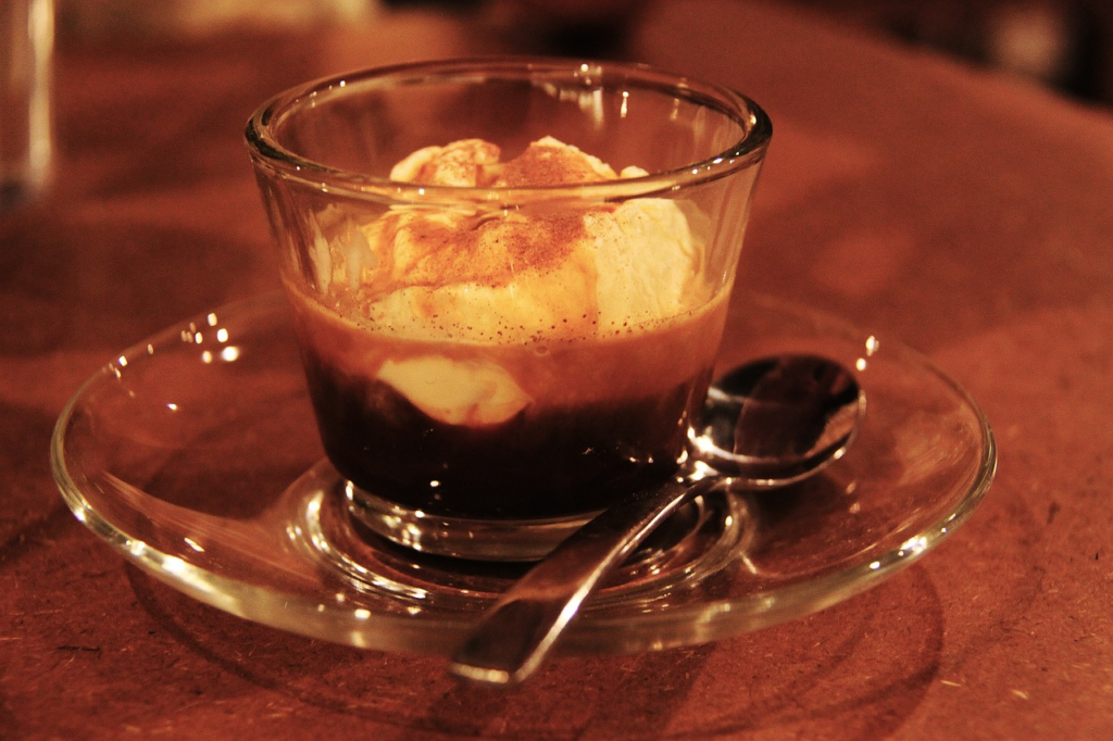 affogato-pixabay cafés à Courmayeur