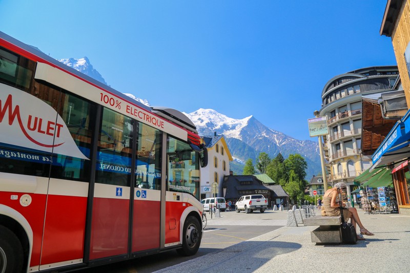 mulet-bus-chamonix visiteurs handicapés à Chamonix 