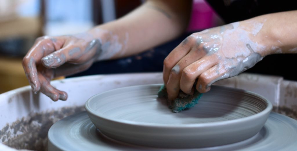 person-making-clay-pot-1675993 art in chamonix