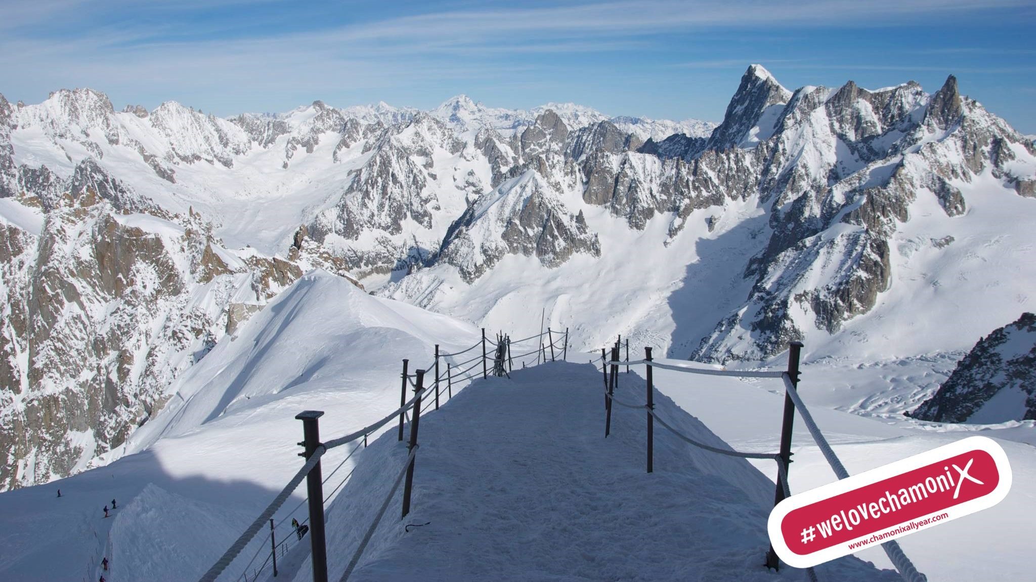 chamonix-mountain-zoom background-4